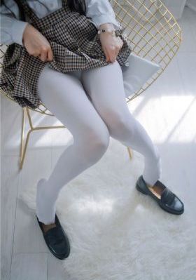 女孩的叔叔_HDHD在线观看