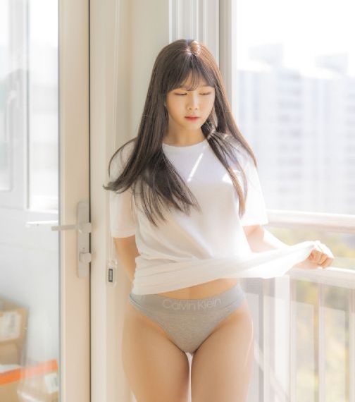 野花菲律宾_十万网红美女美酱