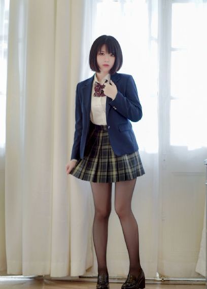 丰满人妇精油按摩_免费观看高清版