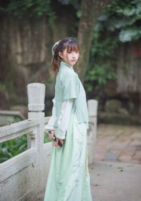 青青河边草免费观看高清电影下载_BD国语完整版观看