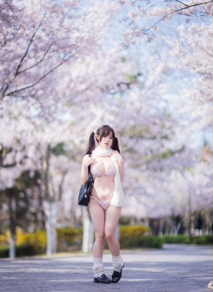 久久国产精品视频_720超清免费观看