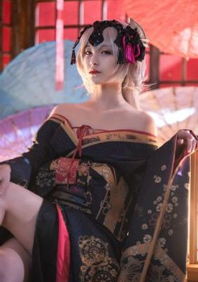 日韩电影院_JVID性感写真